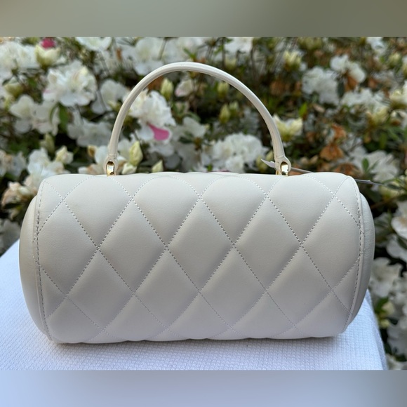 Kate Spade Quilted Leather Purse Maringue/Off White Heart to Heart Purse NWT - Picture 4 of 13